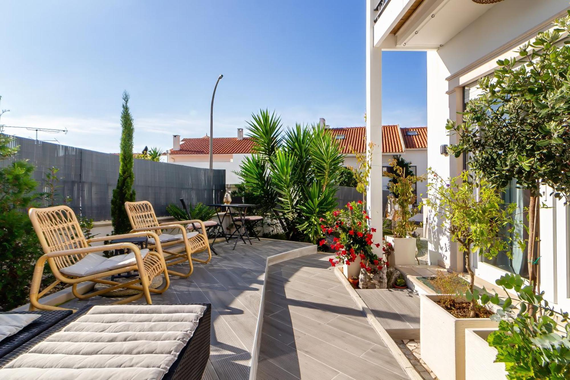 Nazare Oasis Suites Exterior photo